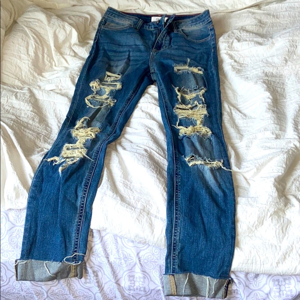 Ripped/Distressed Jeans